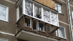 Установка балконной рамы в Минске